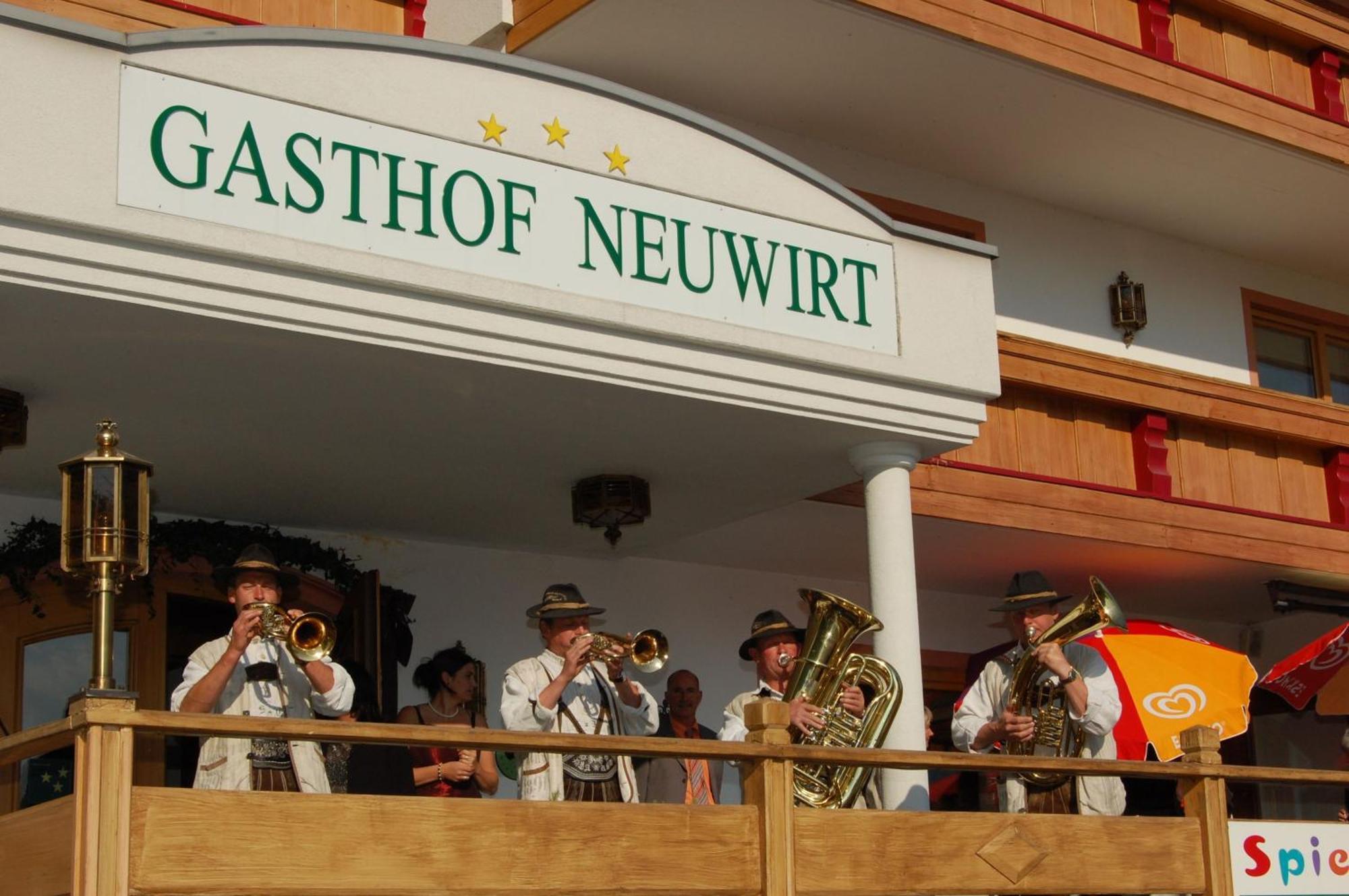 Hotel Neuwirt Kirchdorf in Tirol Exterior photo